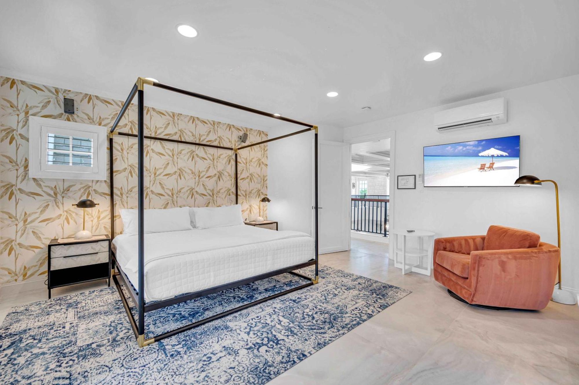 The Modern Castle Canal View Access Rooftop Living Greenhouse Vlllas Fort Lauderdale Exterior foto