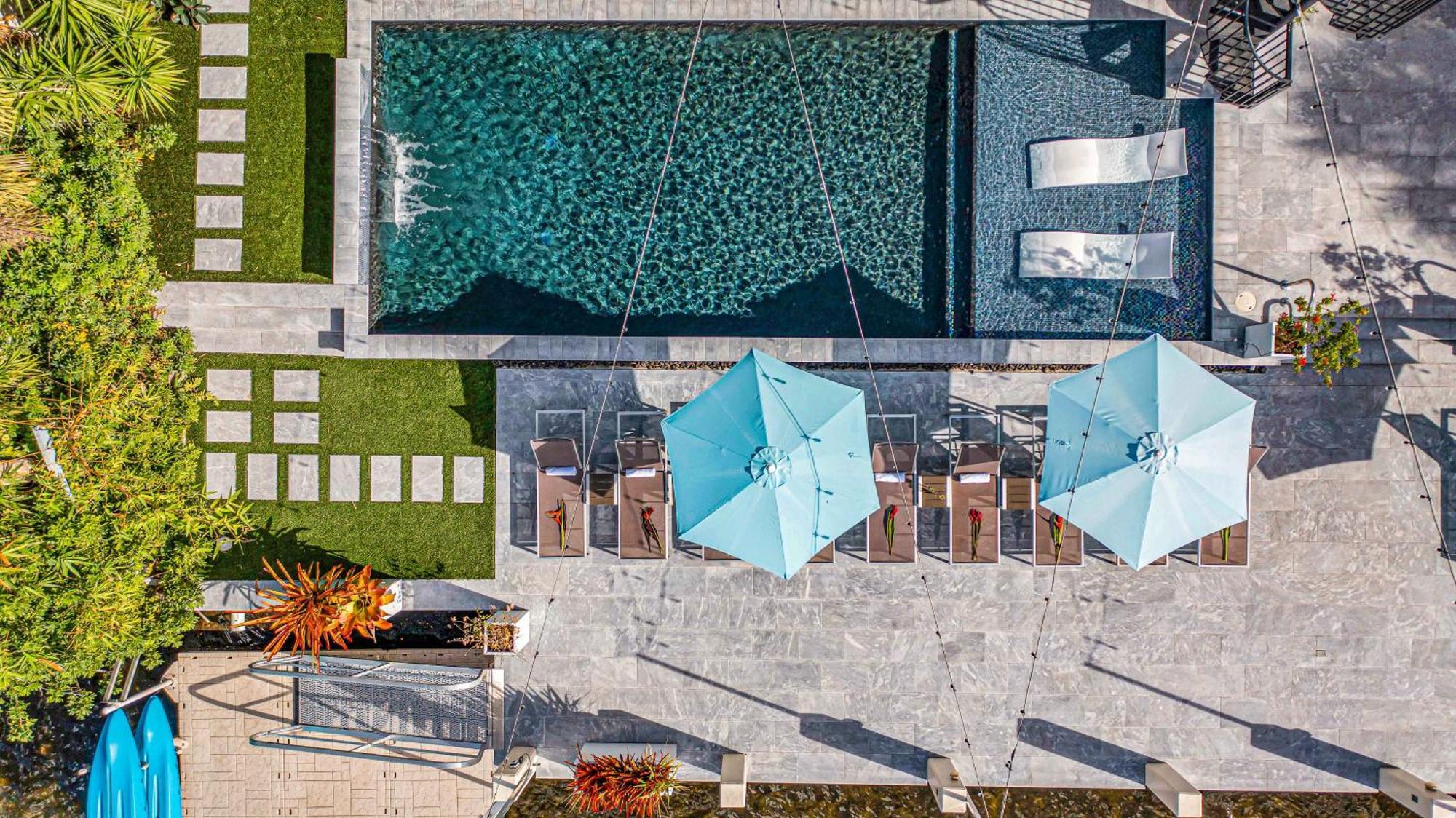The Modern Castle Canal View Access Rooftop Living Greenhouse Vlllas Fort Lauderdale Exterior foto